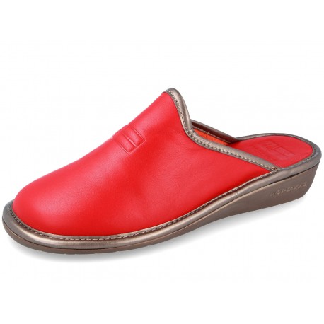 7399 Red Leather Nordikas
